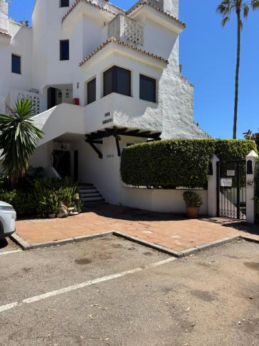 Anais Marbella photo 43