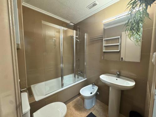 Salinas Suite