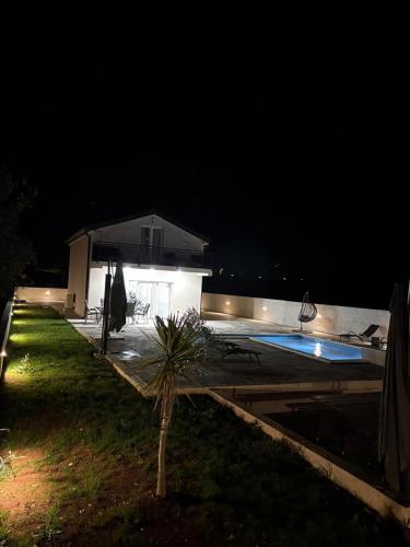 Holiday house Frano
