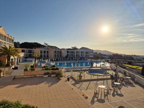 Cannes Francia - Vue mer - Piscine - Clim - Parking