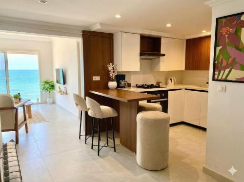 Luxurious Beachfront Apartment in La Marsa, Tunisia