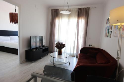 Spacious Modern Apartment in a Beautiful Area