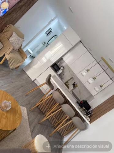 Salou Centre, C Bilbao 100 m beach, sleeps 4