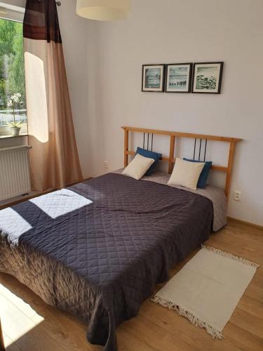 Easy Home Wrocław Modernes Apartment mit Balkon