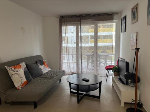Appartement T2 tout confort avec terrasse avec Parking