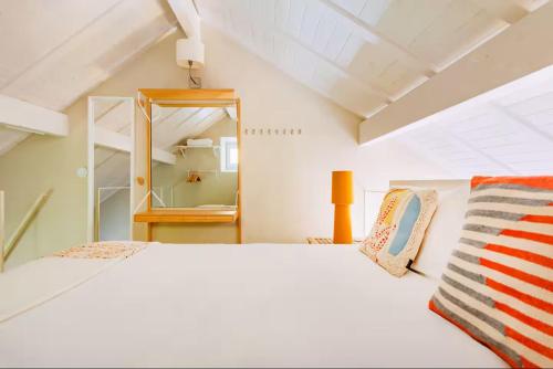 Loft vermelho acolhedor na Graça -Autêntica joia de Lisboa