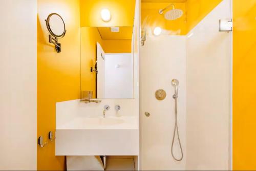 Loft vermelho acolhedor na Graça -Autêntica joia de Lisboa