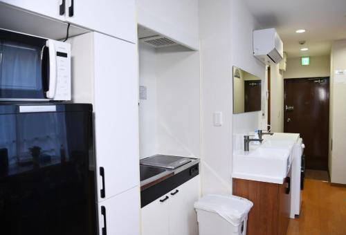 Near Shinsaibashi Dotonbori ,private 2nd floor,8 single beds