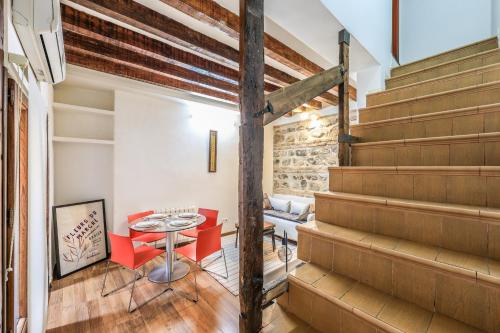Stay in the Heart of Toledo