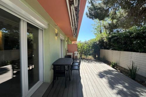 LEldorado Séjour au Boucanet avec terrasse ombragée