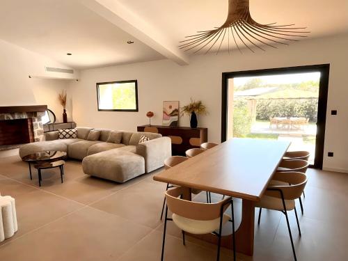 Porto-Vecchio, Villa luxueuse 8 pers, 4 chambres, piscine privée
