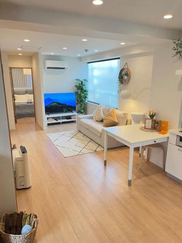 Shinjuku Grace House 3F