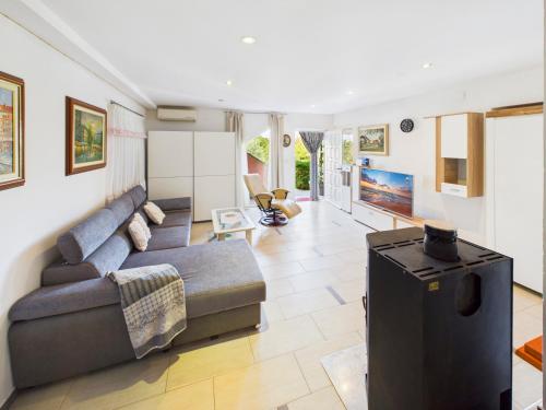 APARTMAN Sandro