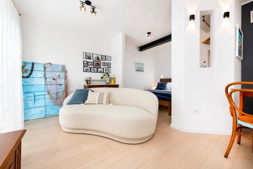 TRIKA Apartments