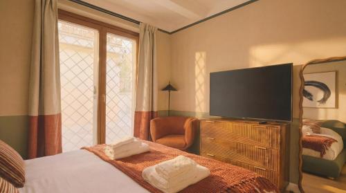 CS Trastevere Glorioso Signature Apt with Jacuzzi