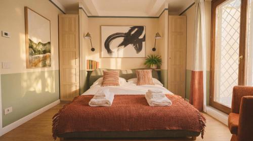 CS Trastevere Glorioso Signature Apt with Jacuzzi