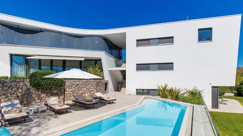 Villa Ursula - Luxury Apartment 1 by Villas Guide