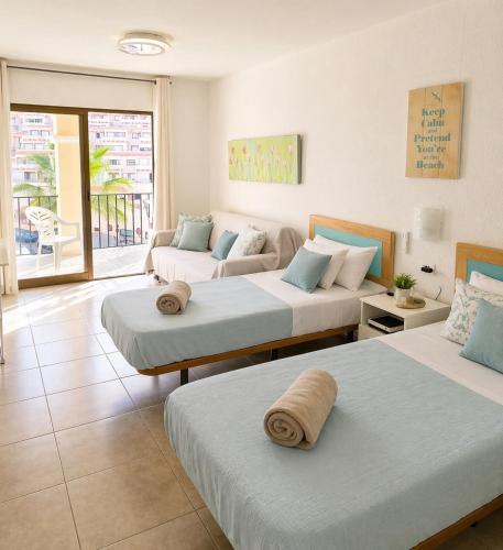 The Poolside Haven, Azure Dreams