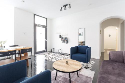 82sqm - 3 Bedrooms - 15 Min to center