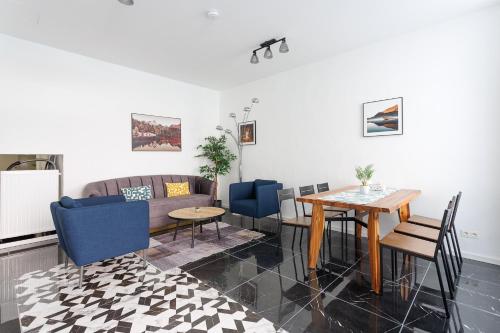 82sqm - 3 Bedrooms - 15 Min to center
