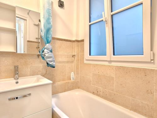 Paris Latin Quarter Stay with Elevator nearMetro