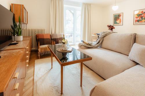 BNB Blumental Apartment with Balcony