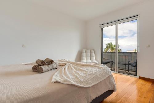 Sun Flower Apartment by Holiday Rental Madeira