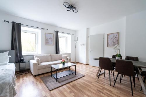55 m2 I 2 Rooms I Up to 5 Guests I Near Vienna