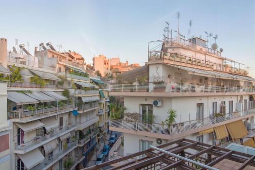 5th flr Boho Studio In Exarheia With Private Balcony