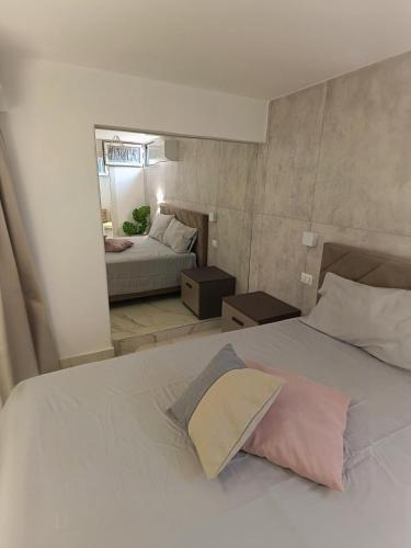 Gioeni Jacuzzi appartment photo 7