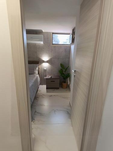 Gioeni Jacuzzi appartment photo 10
