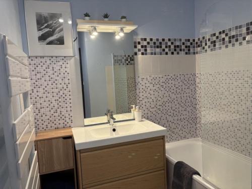 Studio de 32 m2 pour 3 personnes pied des pistes lits faits serviettes fournies