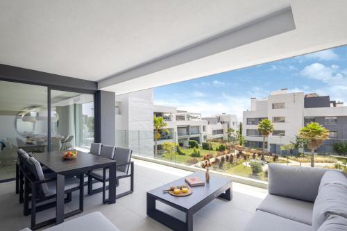 Apartment with Garden View