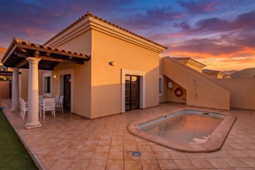 Villa Serenity Private Pool Corralejo By Holidays Home