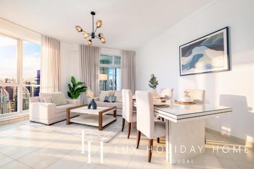 LUX The Dubai Marina View Suite 2