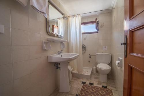 Kúpeľňa v ubytovaní Maria Parameriti Apartments