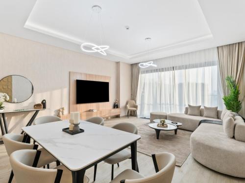 Modern Serenity 2BR Escape in Central Park