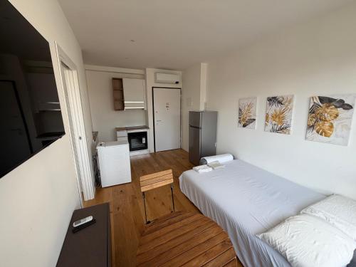 Milano Bicocca M5 - 5 Suites & Parking