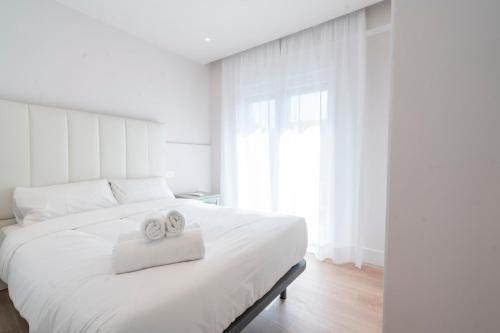 NEW Elegant 3 bedroom apt near IFEMA airport