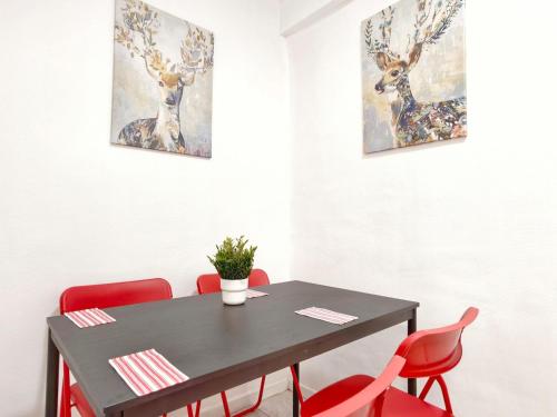 35m2 Marais 2BR Apartment near Pompidou and Metro N3-85b