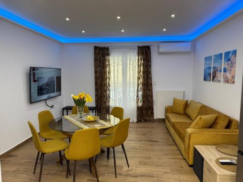 Modern Athens Suite - 160m from Metro - 3min Piraeus Port - 6 Guests