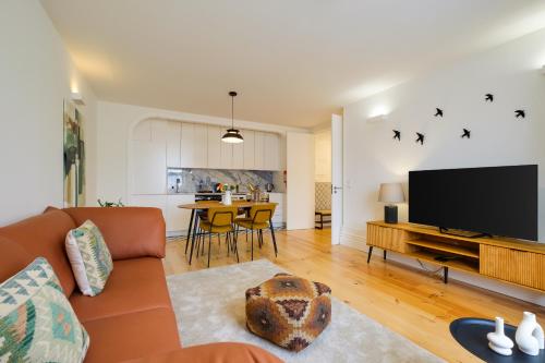 Cedofeita Balcony Apartment W AC Downtown