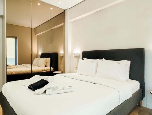 Lucent Penthouse in Glyfada Center