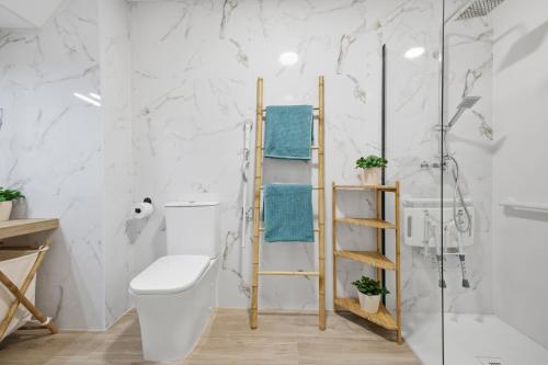 Moderno Loft, Adaptado, Smart TV, AC, 3Pax,