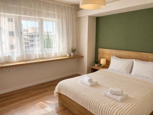 Port View 1 Bedroom Apartment with Sofa Bed, Buka Hospitality