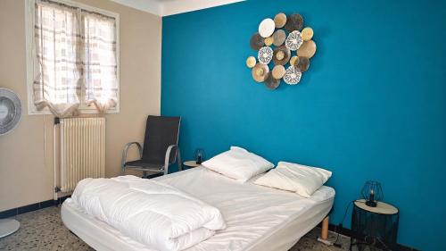 appartement 2 pieces avec parking et vue sur la marina