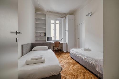 Just Urban Stays - Elegant 2-BR Flat in the Center - Porta Romana M3