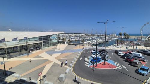 appartement 2 pieces avec parking et vue sur la marina