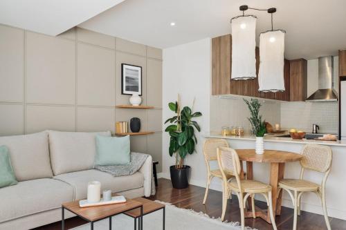 Spacest - Carrer del Comte Borrell B