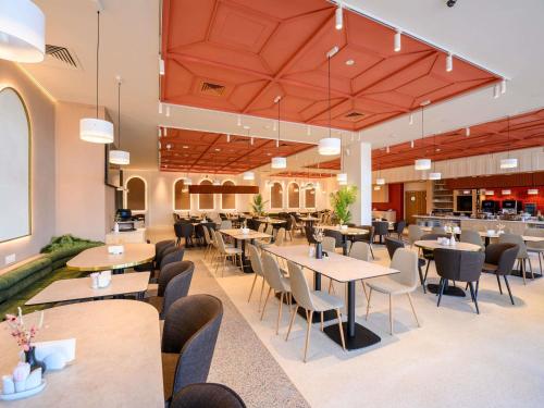 Mercure Alba Iulia — Restaurant/places to eat